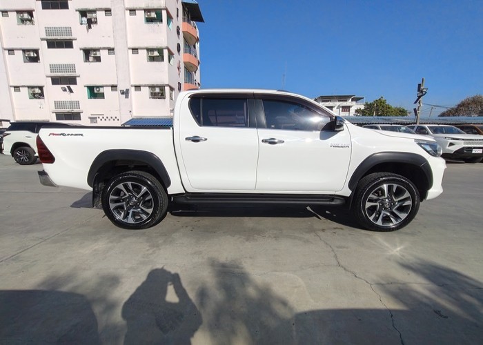 Used 11
                    TOYOTA
                     for Sale Image