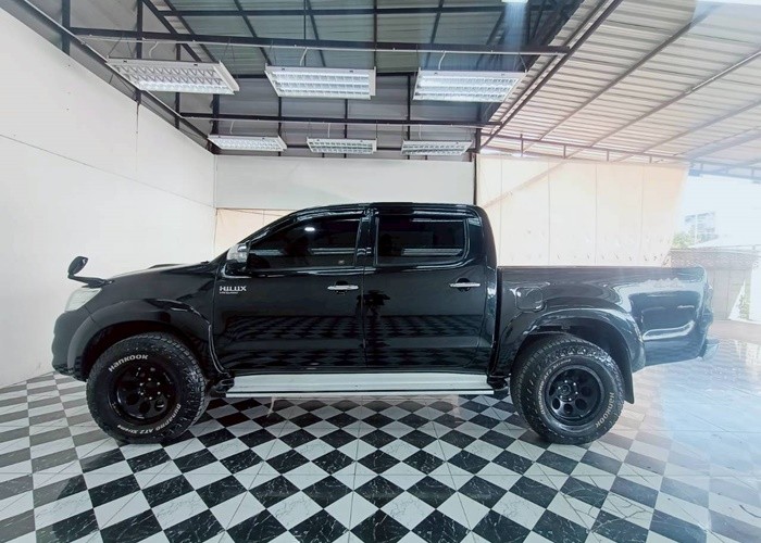 Used 7
                    TOYOTA
                     for Sale Image