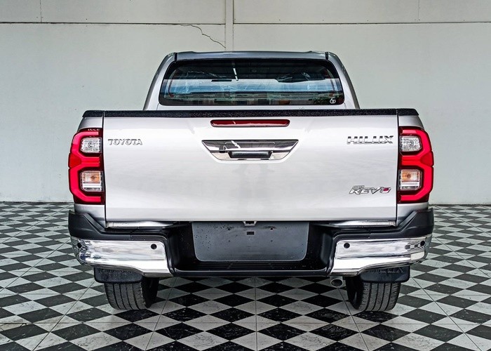 Used 8
                    TOYOTA
                     for Sale Image