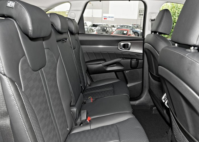 Used 1
                    KIA
                     for Sale Image