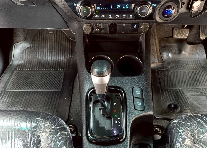 Used 11
                    TOYOTA
                     for Sale Image