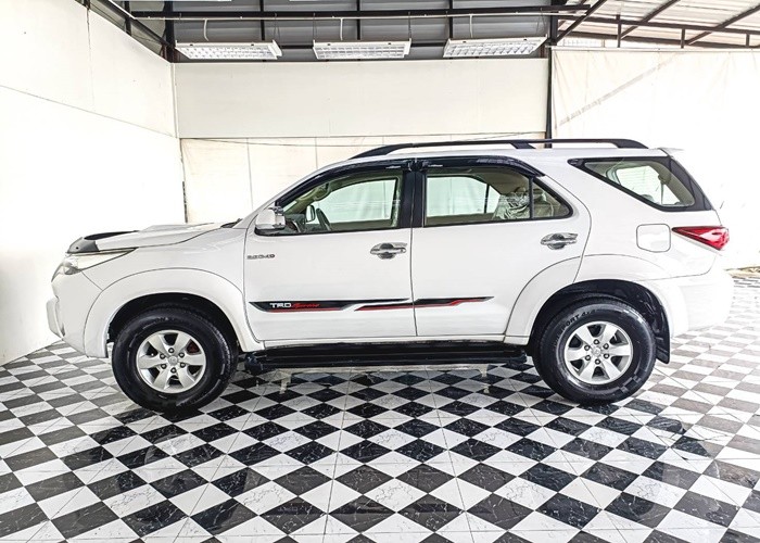 Used 5
                    TOYOTA
                     for Sale Image