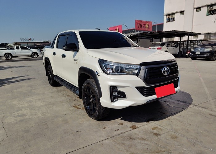 Used 12
                    TOYOTA
                     for Sale Image
