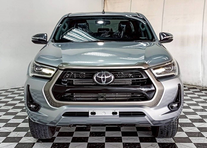 Used 8
                    TOYOTA
                     for Sale Image